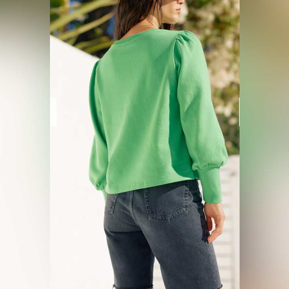 💚🐚 Maeve Seahorse Tufted Sweatshirt 🐚🩵 - Picture 2 of 14